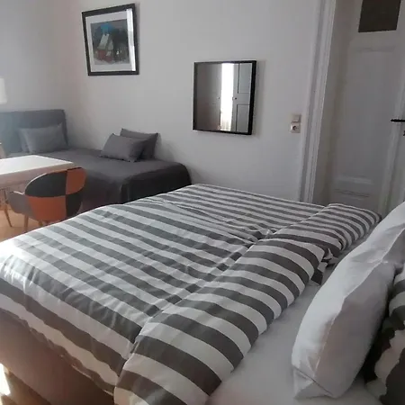 Am Elbradweg - Nichtraucher-gaestezimmer Weiland * דרזדן