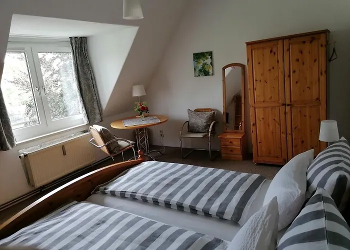 Δωμάτια σε οικογενειακή κατοικία Am Elbradweg - Nichtraucher-gaestezimmer Weiland *