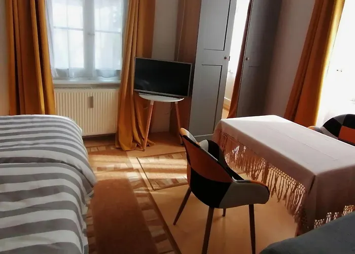 Δωμάτια σε οικογενειακή κατοικία Am Elbradweg - Nichtraucher-gaestezimmer Weiland