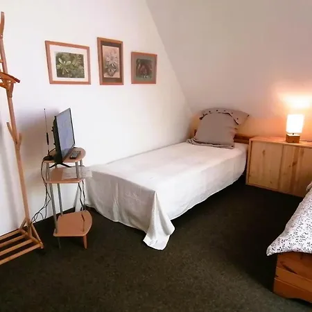 Am Elbradweg - Nichtraucher-gaestezimmer Weiland Dresden