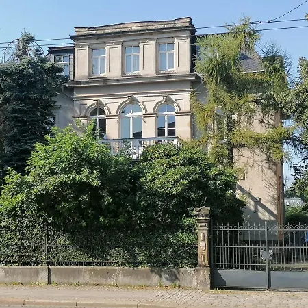 Am Elbradweg - Nichtraucher-gaestezimmer Weiland Проживание в семье Дрезден