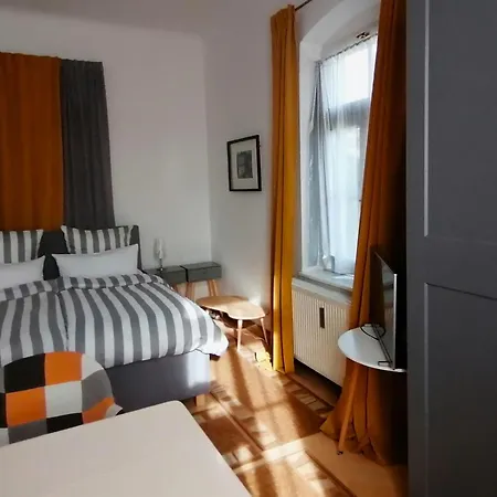 Am Elbradweg - Nichtraucher-gaestezimmer Weiland Проживание в семье